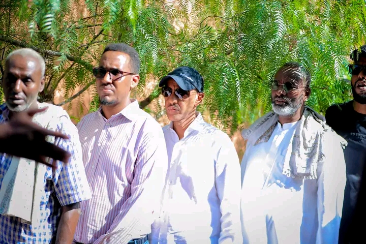 Madaxweyne Mustafe Cumar oo Codkiisa ka Dhiibtay Doorashada Maamulka Magaalada Dhagaxbuur