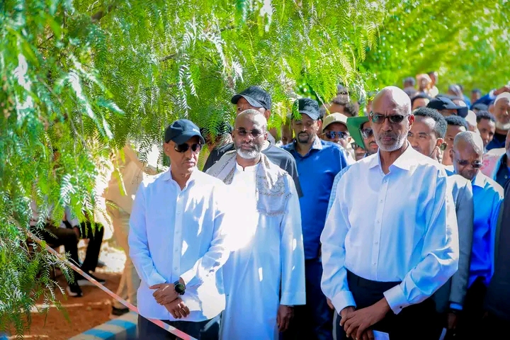 Madaxweyne Mustafe Cumar oo Codkiisa ka Dhiibtay Doorashada Maamulka Magaalada Dhagaxbuur