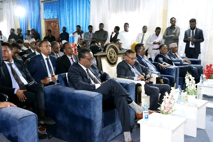 Aadan Madoobe Oo Ku Guuleystay Doorashada Madaxweynaha Koonfur Galbeed Soomaaliya
