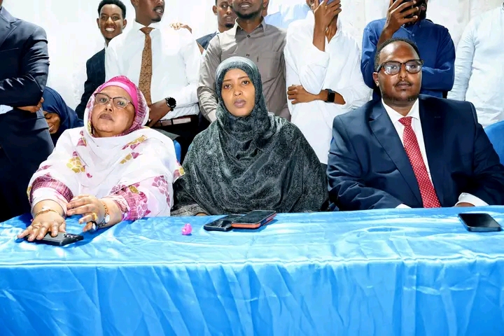 Aadan Madoobe Oo Ku Guuleystay Doorashada Madaxweynaha Koonfur Galbeed Soomaaliya