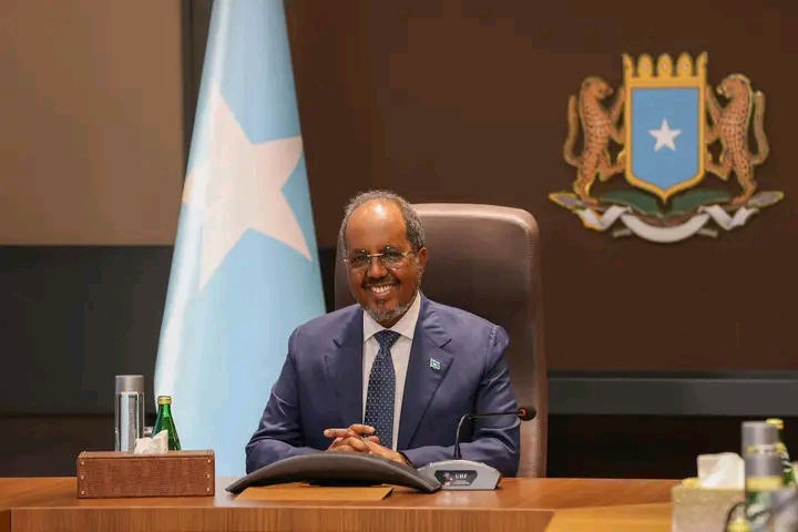 Somalia kala gurida ciidanka madaxtoyada hassen sheikh maxamud oo qorshe kala maagan