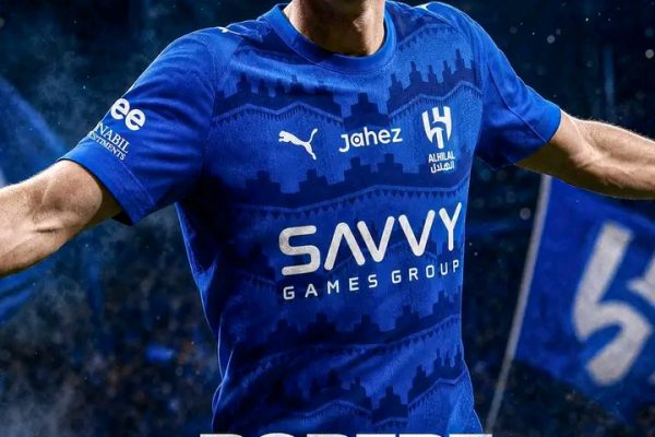 Kooxo Waa Weyn oo Xiiseynaya Saxiixa Robert Lewandowski